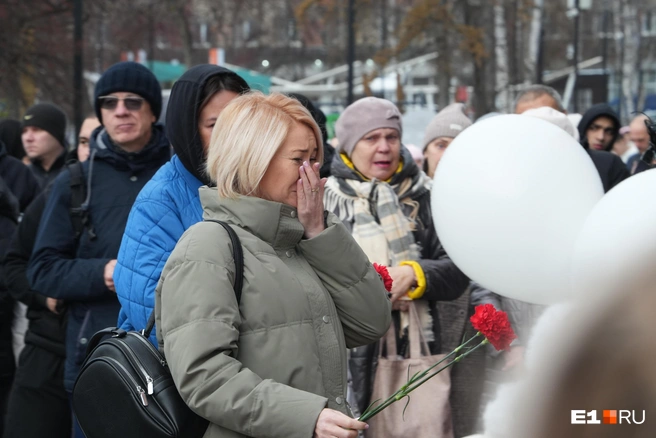 Трагедия объединила жителей небольшого города | Источник: Кирилл Кушнов / E1.RU
