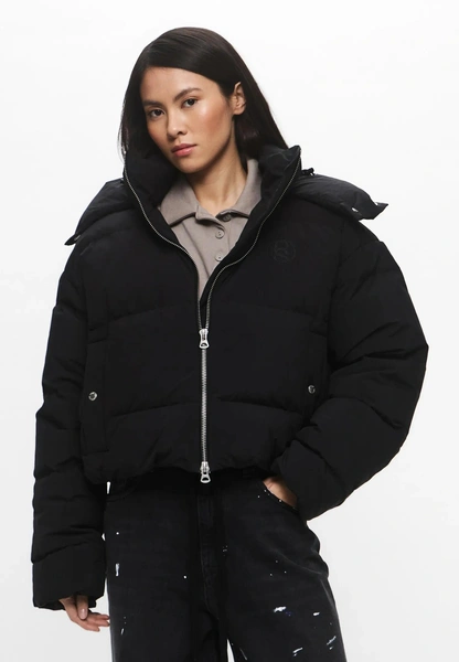 Теплые и стильные: 20 пуховиков от российских дизайнеров