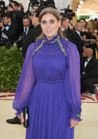 Все оттенки сирени: как королевские особы носят фиолетовый цвет