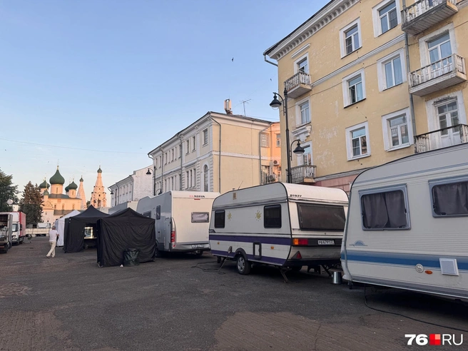 Центральную площадь Ярославля перекрыли из‑за съемок фильма | Источник: Александр Куренной / 76.RU