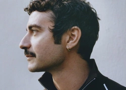 Дарио Витале покидает Versace