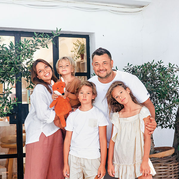 Сергей Жуков семья, жена, дети фото