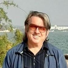 <p>Юрий Лоза</p>
