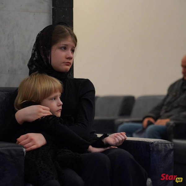 Дочери Романа Попова&nbsp;— Лиза и Марта