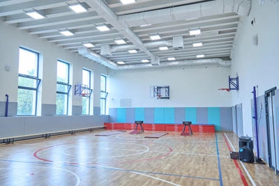 Учитель физкультуры ответил на обвинения в нападении