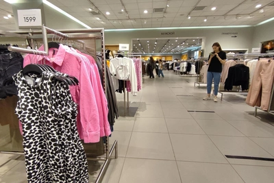 Жители Екатеринбурга защищают торговые центры