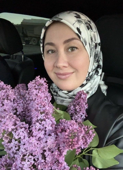 От предложения стать телеведущей Зарема отказалась ради семьи | Источник: Зарема Хаджиева