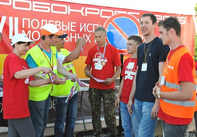 Рязанцы вновь победили на «Робокроссе» | ya62.ru