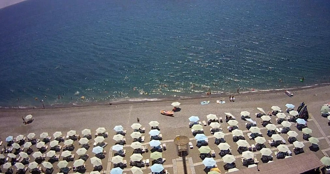 Пляж апарт-отеля «Сosmos Stay Le Rond Sochi» 4* в Дагомысе  | Источник: sochi.camera