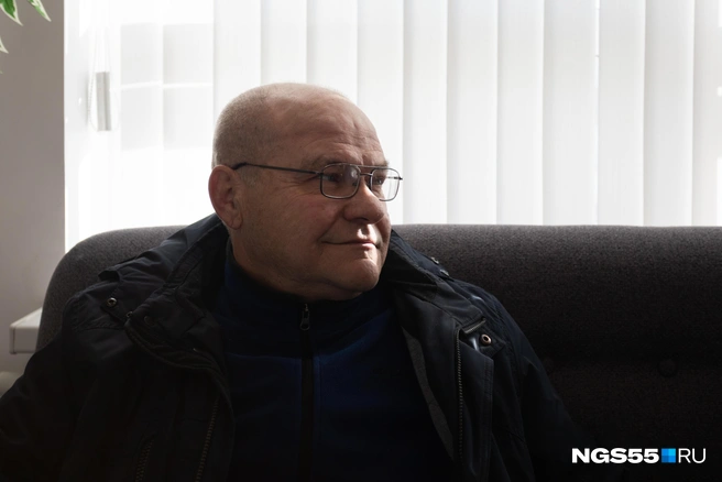 На завод мужчина не пошел из-за состояния здоровья | Источник: Кирилл Башинский / NGS55.RU