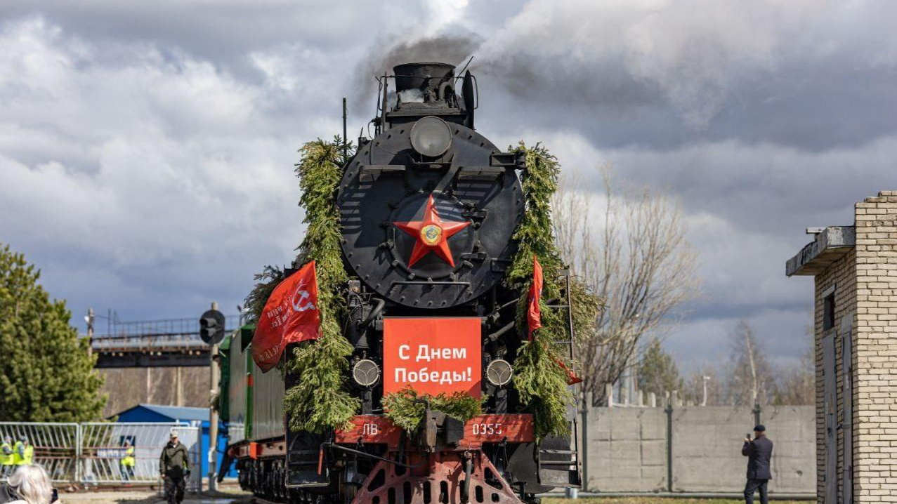 «Эшелон Победы» в Сургуте. Как жители встретили ретропоезд и куда он поедет дальше?