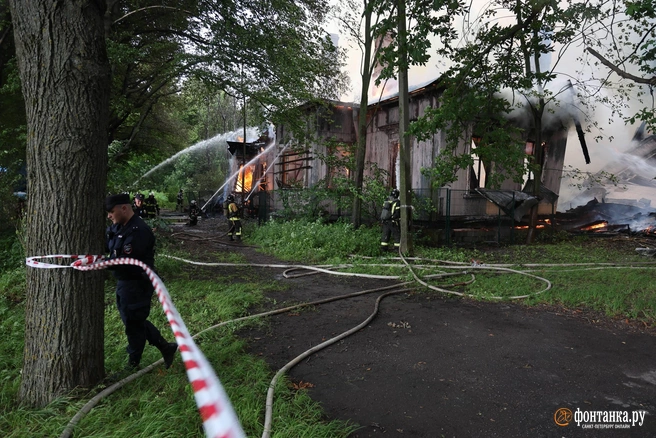 Пожар 6 июля | Источник: Валентин Егоршин / FONTANKA.RU