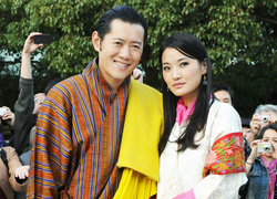 Король-дракон Бутана: любовь стоит того, чтобы ждать