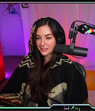 Показала грудь и села на лицо: самые резонансные случаи блокировок на Twitch