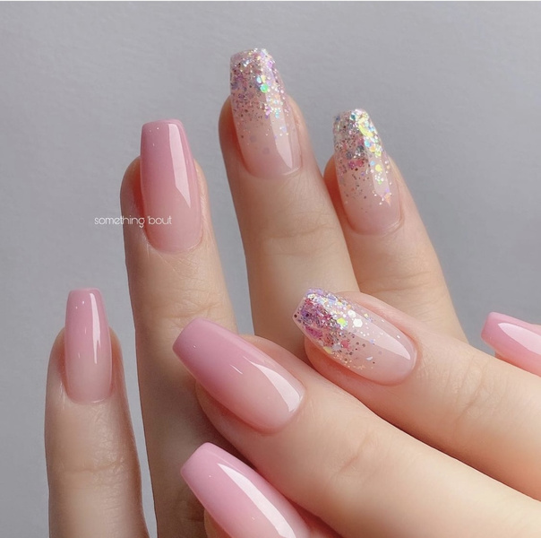 Маникюр цвета сакуры: красивые идеи дизайна ногтей в розовых тонах 🌸
