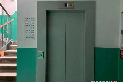 Residents of Karl Marx Street angered by new elevator breakdowns