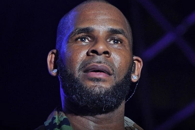 R. Kelly под следствием за номер начальника тюрьмы