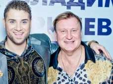 Сергей Пенкин поздравил Владимира Брилева с днем рождения