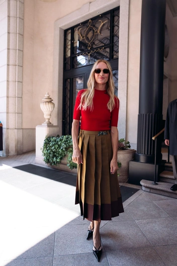Ума Турман и ее лук в лучших традициях Prada | marieclaire.ru