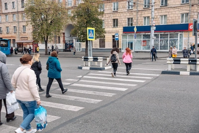 Магазины одежды массово покидают торговые центры
