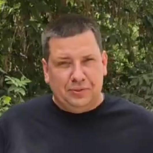 <p>Антон Белов</p>
