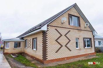 Дом у Коняевых большой | Источник: Тимофей Калмаков / 59.RU