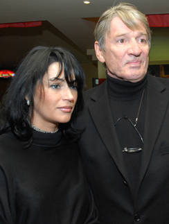 Александр Абдулов с женой Юлией