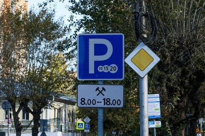 В Москве 8 и 9 марта парковка будет бесплатной