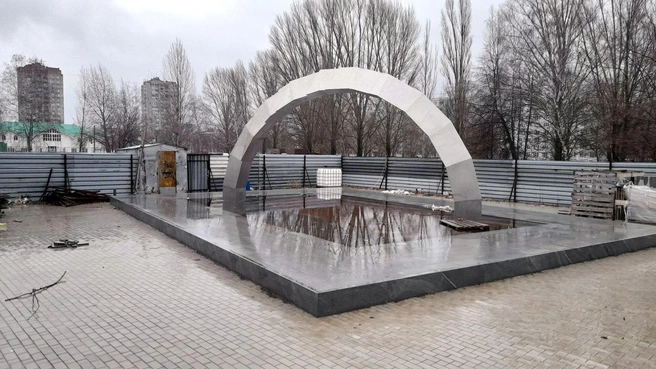 А вполне мог стать украшением района. Правда? | Источник: «CITY_FLANER: открывая Тольятти», Игорь Бузыцков / vk.com