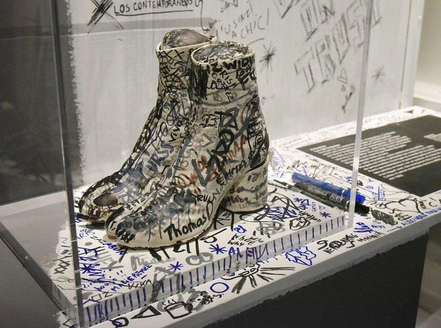 Tabiology: выставка Maison Margiela, посвященная культовым таби