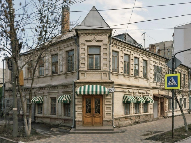 На торги выставили Дом Сажина на углу Ленинской и Вилоновской | Источник: Иван Носков / T.me