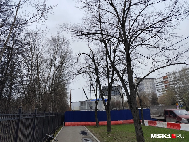 Вид на строящееся временное здание для организации строительства станции «Липецкая» | Источник: Игорь Мещанев / MSK1.RU
