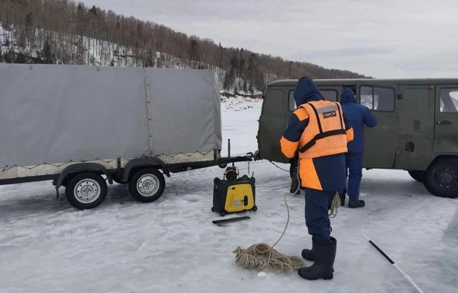Ранее для поисков использовался водолазный телевизионный комплекс «Оптима» | Источник: КГКУ «Спасатель» / Мах