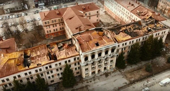 Пожар в училище полностью ликвидировали лишь в 08:30 | Источник: Дмитрий Юшин / yandex.ru/maps