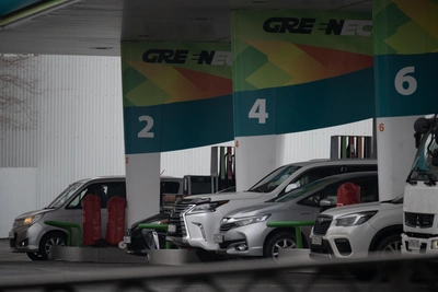 Бензин не дорожает во Владивостоке уже две недели