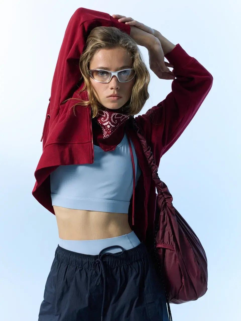 Укороченный тренч как у Чиповской и стильный outdoor: вишлист Woman.ru на сентябрь