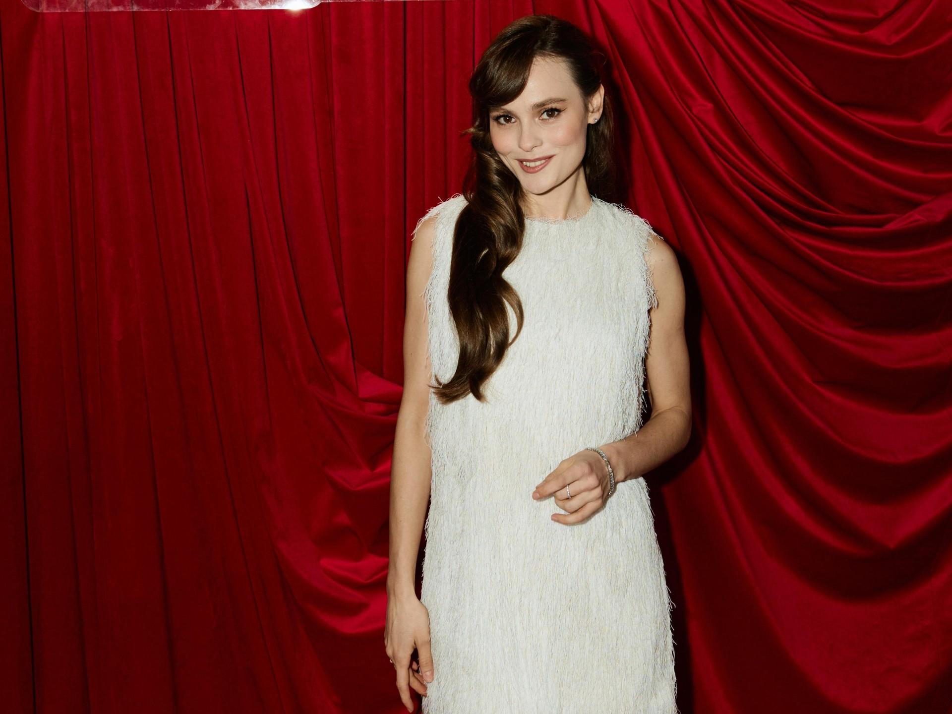 Калинина и Городничий получили Аванс, Порошина нарушила светское молчание на премии КиноРепортер