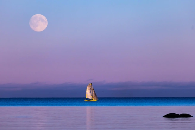 Бобровая Луна показалась на несколько часов. Суперлуние мы пропустим | Источник: Катя Стрельникова / «Астро Фото Болото»