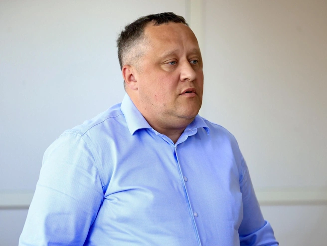 Михаил Власов оставался и. о. руководителя на время отпуска Андрея Меньшенина | Источник: Михаил Шилкин