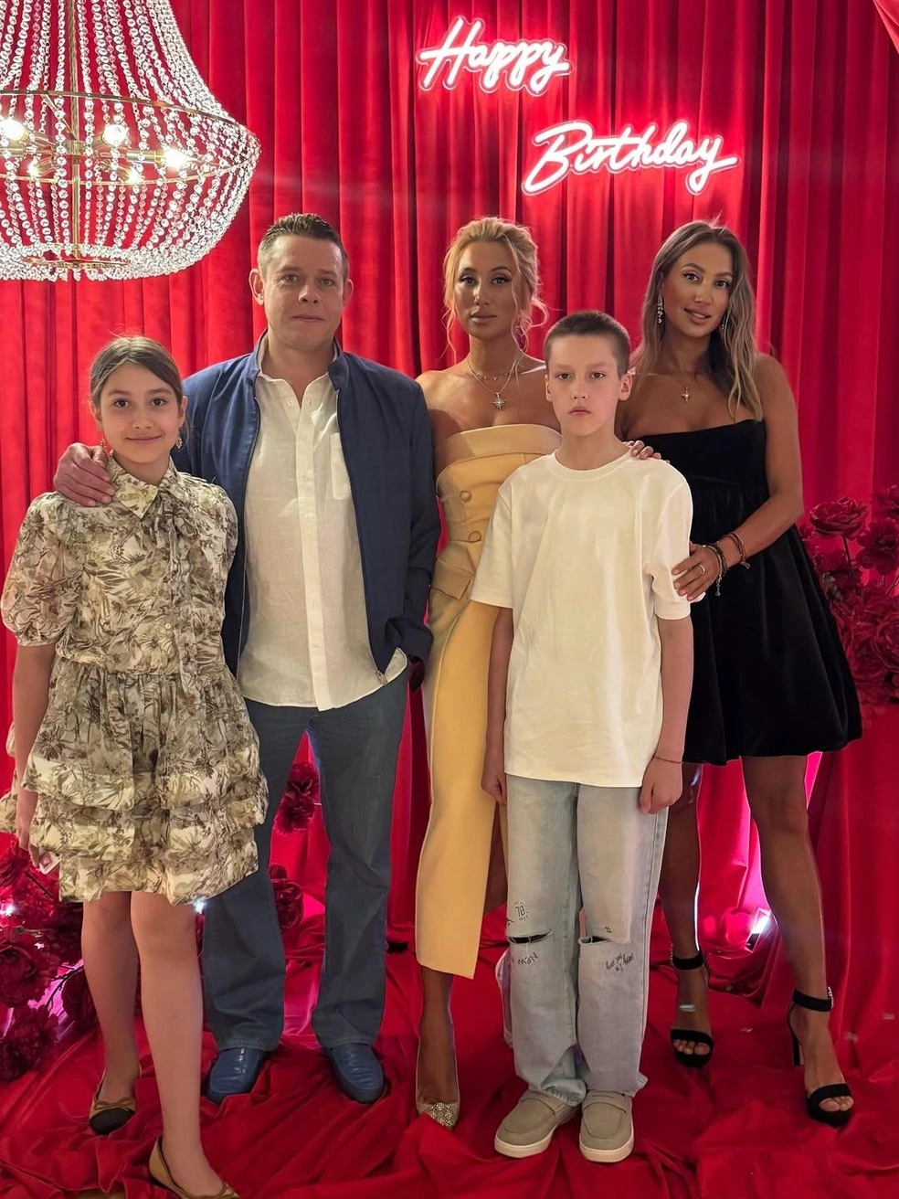 Источник: alinabure / Instagram (экстремистская организация, деятельность запрещена на территории РФ)