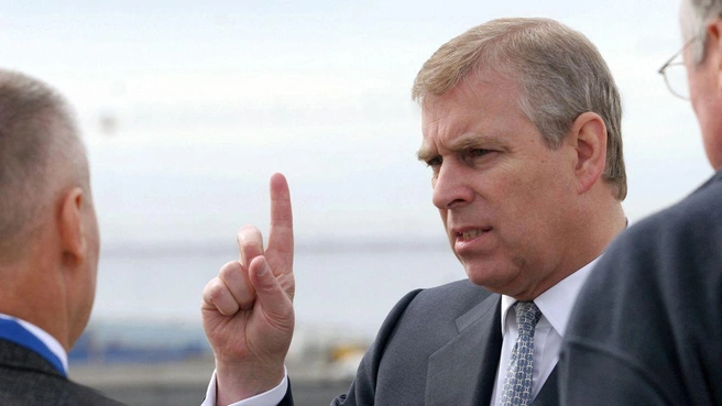 Prosecutors have outlined concerns about the risk posed by Andrew Windsor«s alleged stalker, Alex Jenkinson. | Источник: MEGA