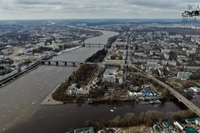 Археологи нашли в Твери орудия каменного века и плиту ревизора