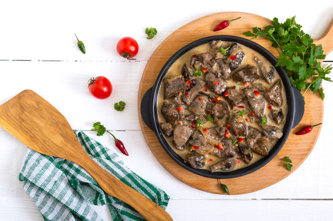 Курина печень на сковороде с луком Как приготовить куриную печень, чтобы была мягкая и сочная: рецепты ккуриной печени на сковороде с луком