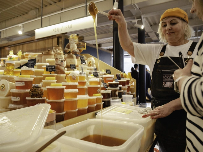 Стоимость килограмма меда в Новосибирске превышает 560 рублей | Источник: Лина Саитова / 116.RU