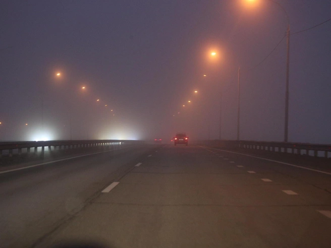 Над рекой туман выглядит особенно таинственно | Источник: Фото