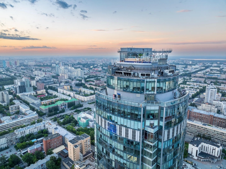 «Движ-Париж»: британский блогер побывал в Екатеринбурге — что его удивило