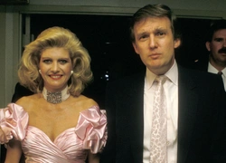 Первая жена и Первая леди: что общего у Иваны и Мелании Трамп (помимо мужа)