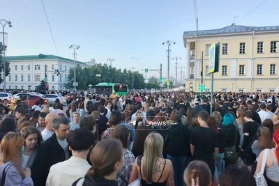 Пешеходные заторы в центре Екатеринбурга из-за «Ночи музыки»