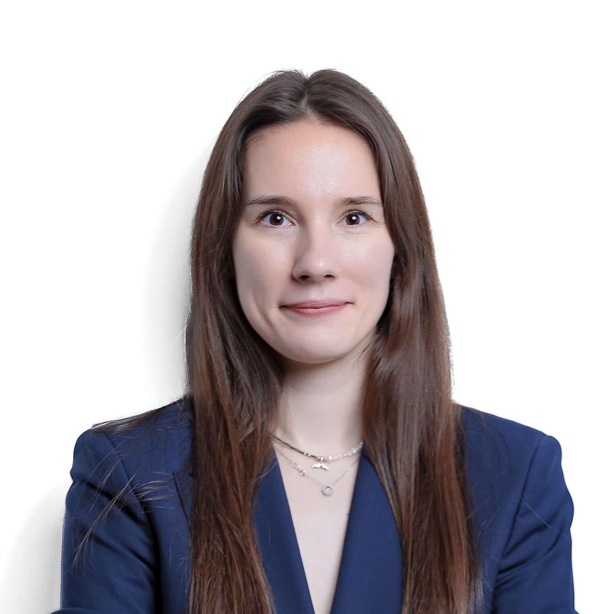<p>Ирина Зиновкина</p>