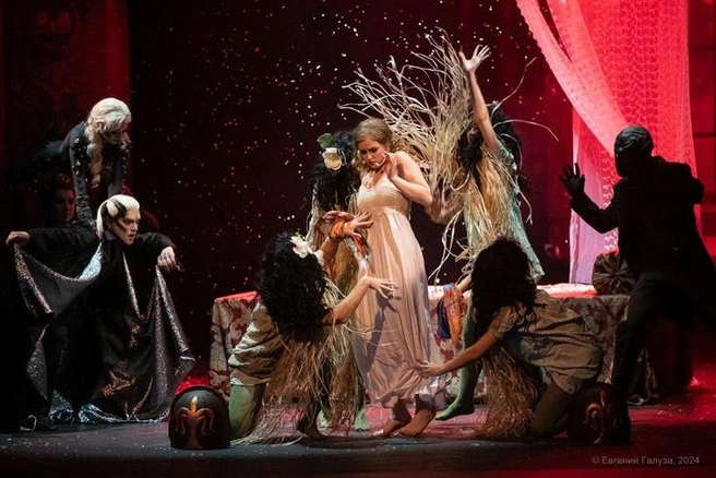 Спектакли пройдут 14, 15 и 16 ноября | Источник: Евгений Галуза